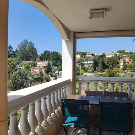 Climatise Vue Piscine & Parking شقة كان